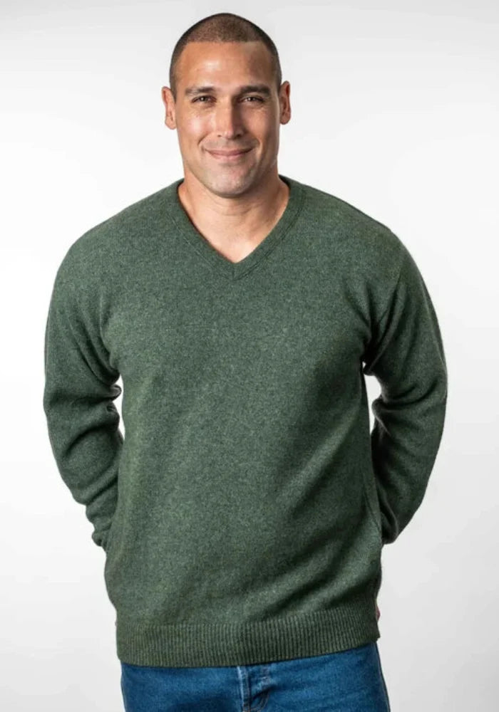 Possum and Merino TR8004 V Neck Jumper - A classic V neck jumper. 3XL incurs additional cost Made proudly in New Zealand from a premium blend of 25% possum fur, 65% merino & 10% silk.