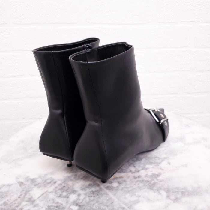 BALENCIAGA BLACK BUCKLE BOOT - 38.5