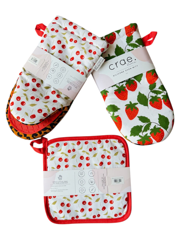 Berries and Cherries: 2 Oven Mitt + 1 Pot Pad Bundle Pack
