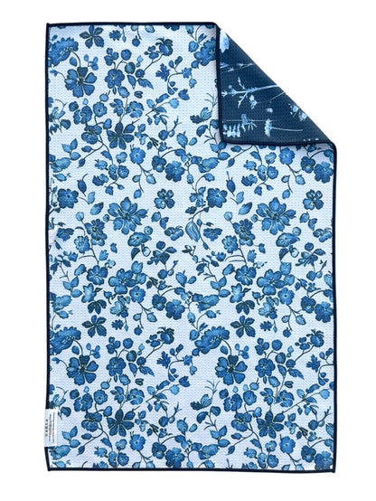Blue Willow: Reversible Hand Towel