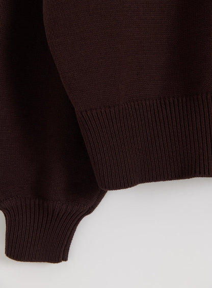 Suklaanruskea aim'n Athletic Knit Sweatshirt, jossa on pehmeä neulos sekä resorit hihansuissa ja helmassa.