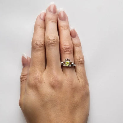 Claddagh Birthstone Ring – August
