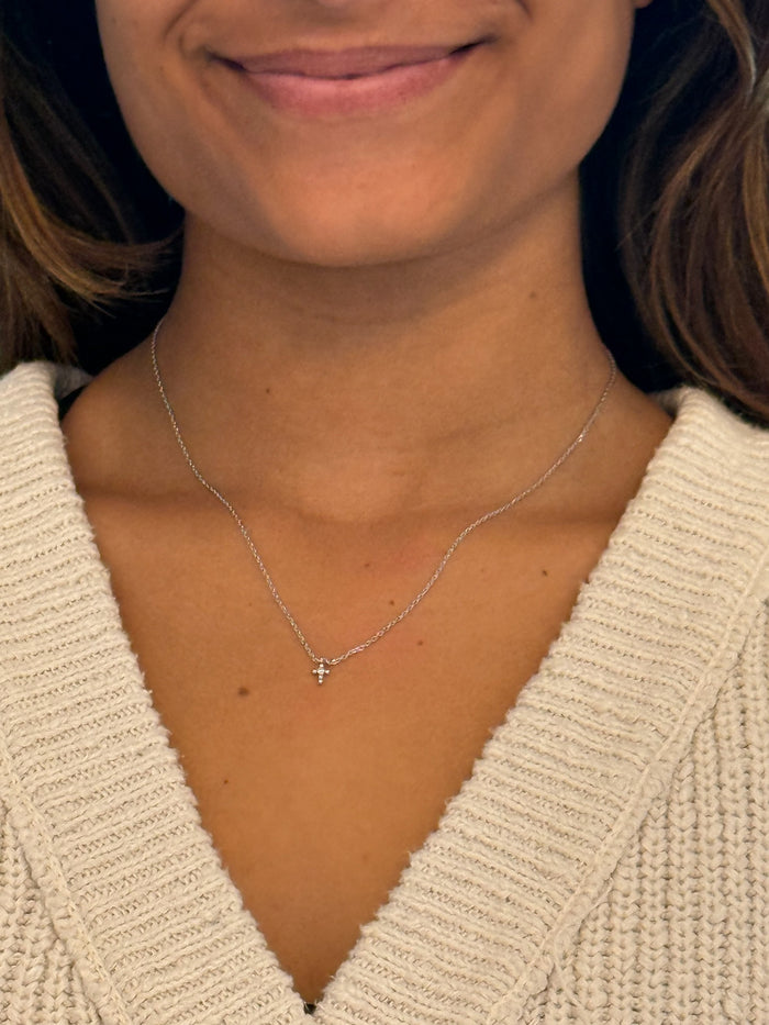 Delilah mini cross necklace silver