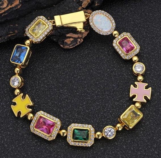 Gold Bracelet 9inches / n/a