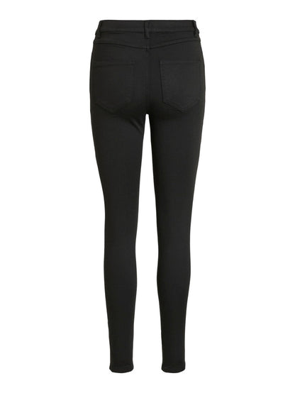 black skinny jeans