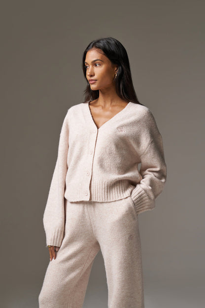 FLUFFY KNITTED EMBLEM EMBROIDERED CARDIGAN - PINK