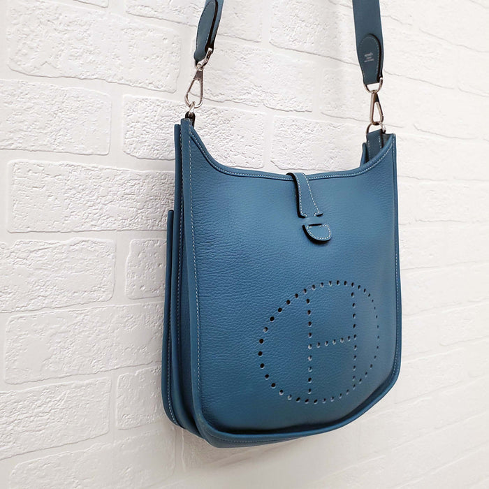 HERMÈS 'DEEP BLUE' EVELYNE 29