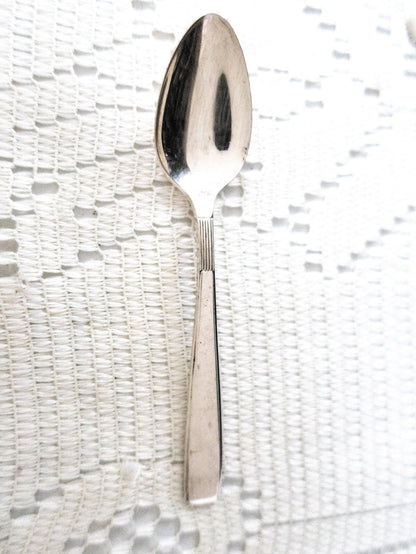 Hotel Silverplate Oneida Plate Spoons Set Of 11 Demitasse Spoons Hotel Two Pattern