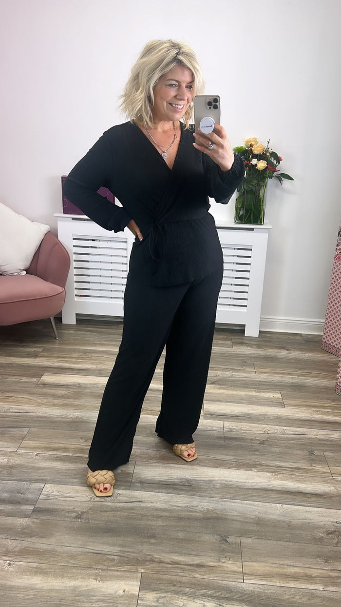 LARA PANTS (BLACK)
