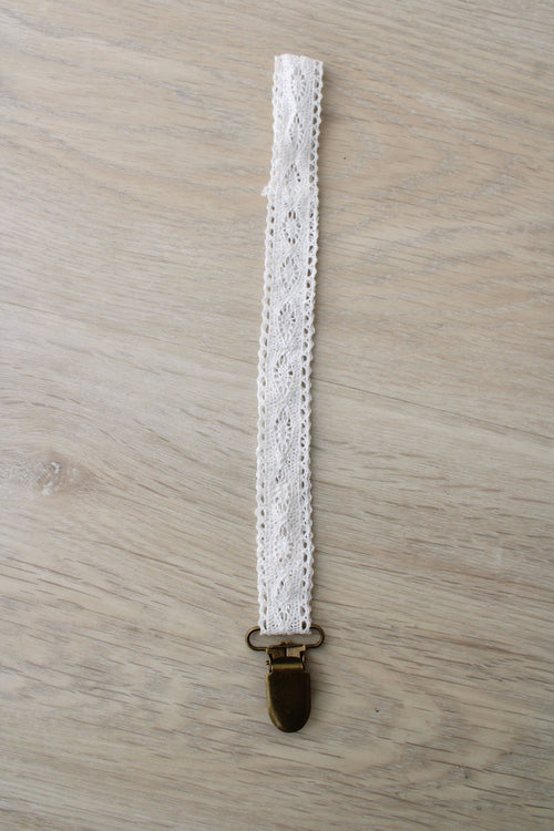Little Threads Vintage Crochet Pacifier Clip