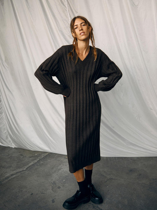 LOUISE KNIT DRESS (DARK GREY/ MELANGE)