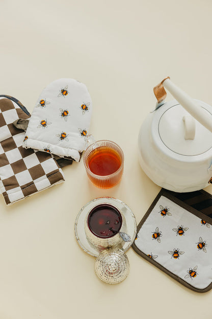 Milk and Honey: 2 Oven Mitt + 1 Pot Pad Bundle Pack