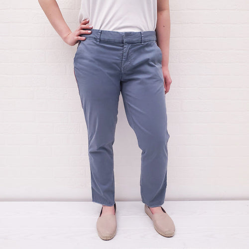 NILI LOTAN BLUE STRIPE TROUSERS - SIZE 6