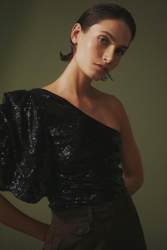 RENA ONE SHOULDER SEQUIN TOP (BLACK)