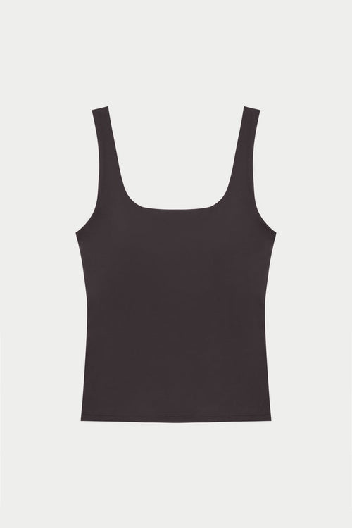 SCULPTING STRETCH SCOOP NECK SPORTS TOP - CHOCOLATE