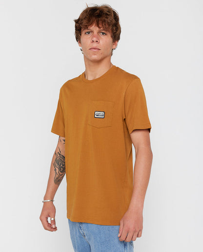 SPORTLINE BADGE SS TEE