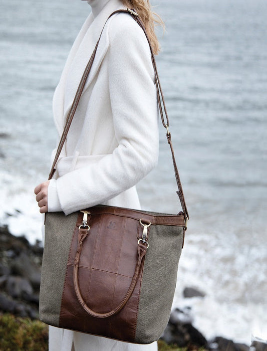 Traditional Tweed & Leather Shopping Bag