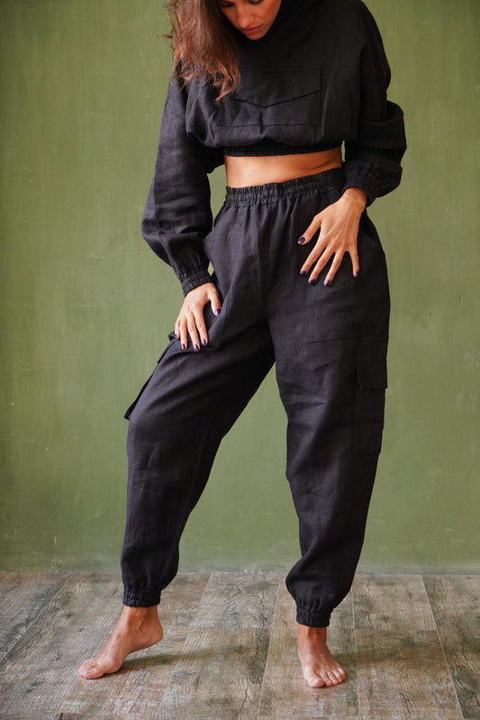 Women’s Linen Cargo Joggers LUMA in Black