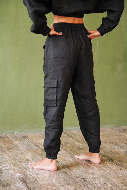 Women’s Linen Cargo Joggers LUMA in Black
