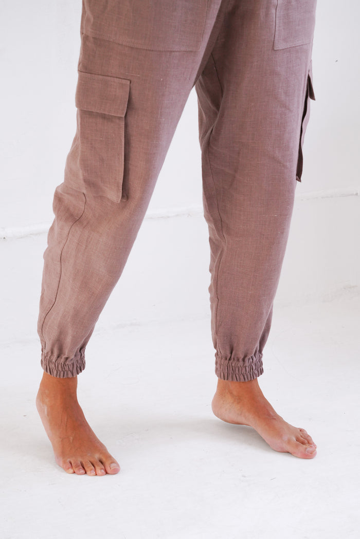 Women’s Linen Cargo Joggers LUMA in Latte