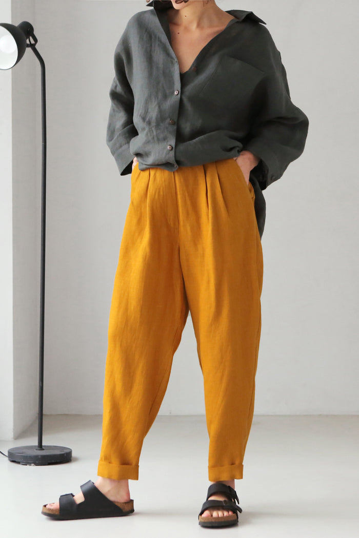 Women’s Linen Pants with Pleats CEDAR in Saffron
